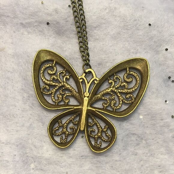 (O2) Bronze Butterfly Necklace - Picture 2 of 2
